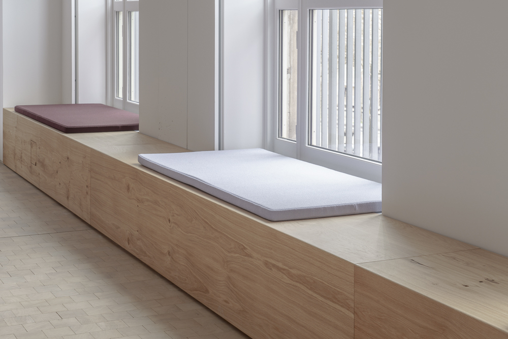 Installation view, In a Slow Manner, KVADRAT, Photo : F. Kleinefenn